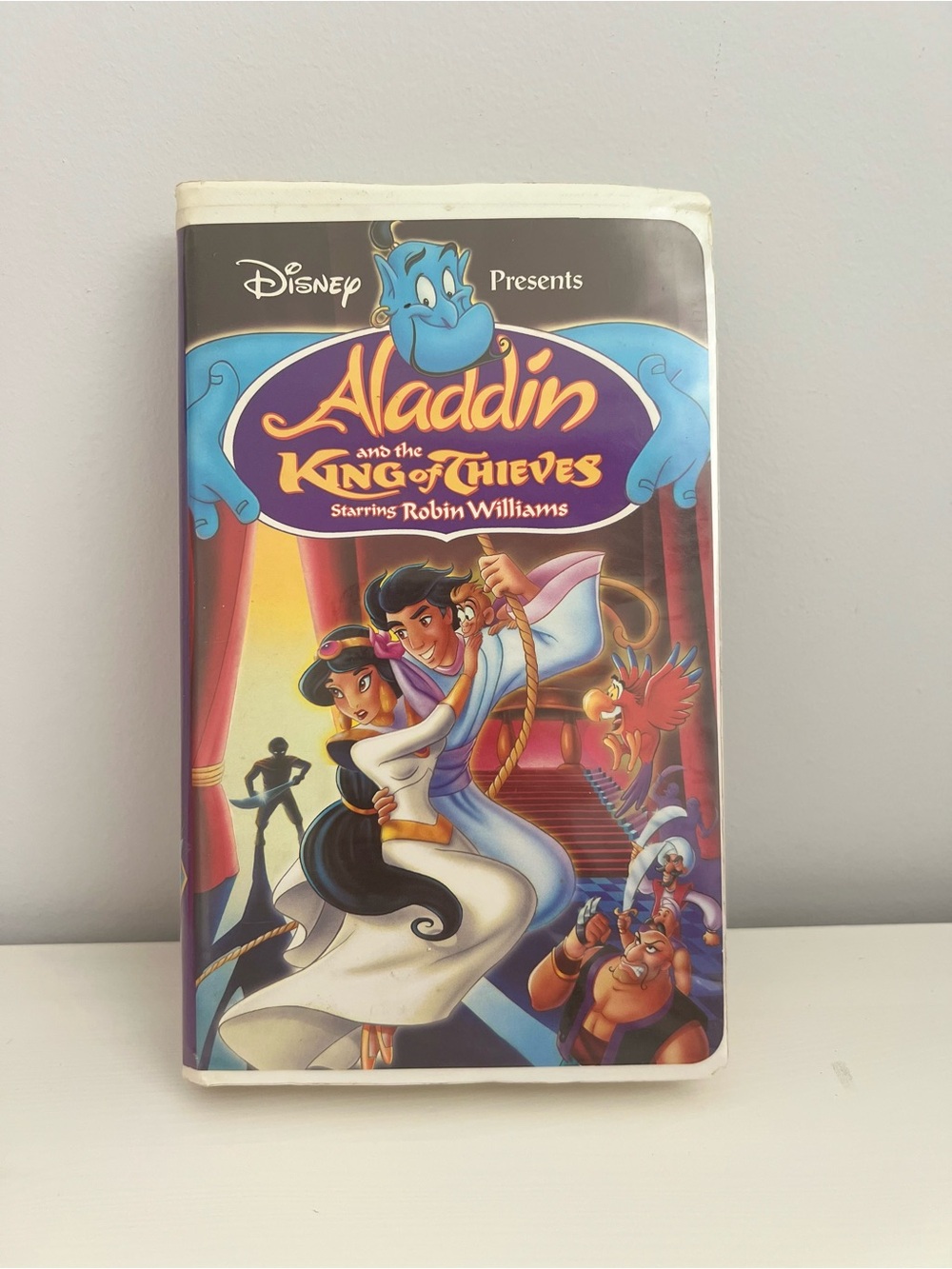 Disney Aladdin and the King of Thieves VHS Robin Williams Clamshell